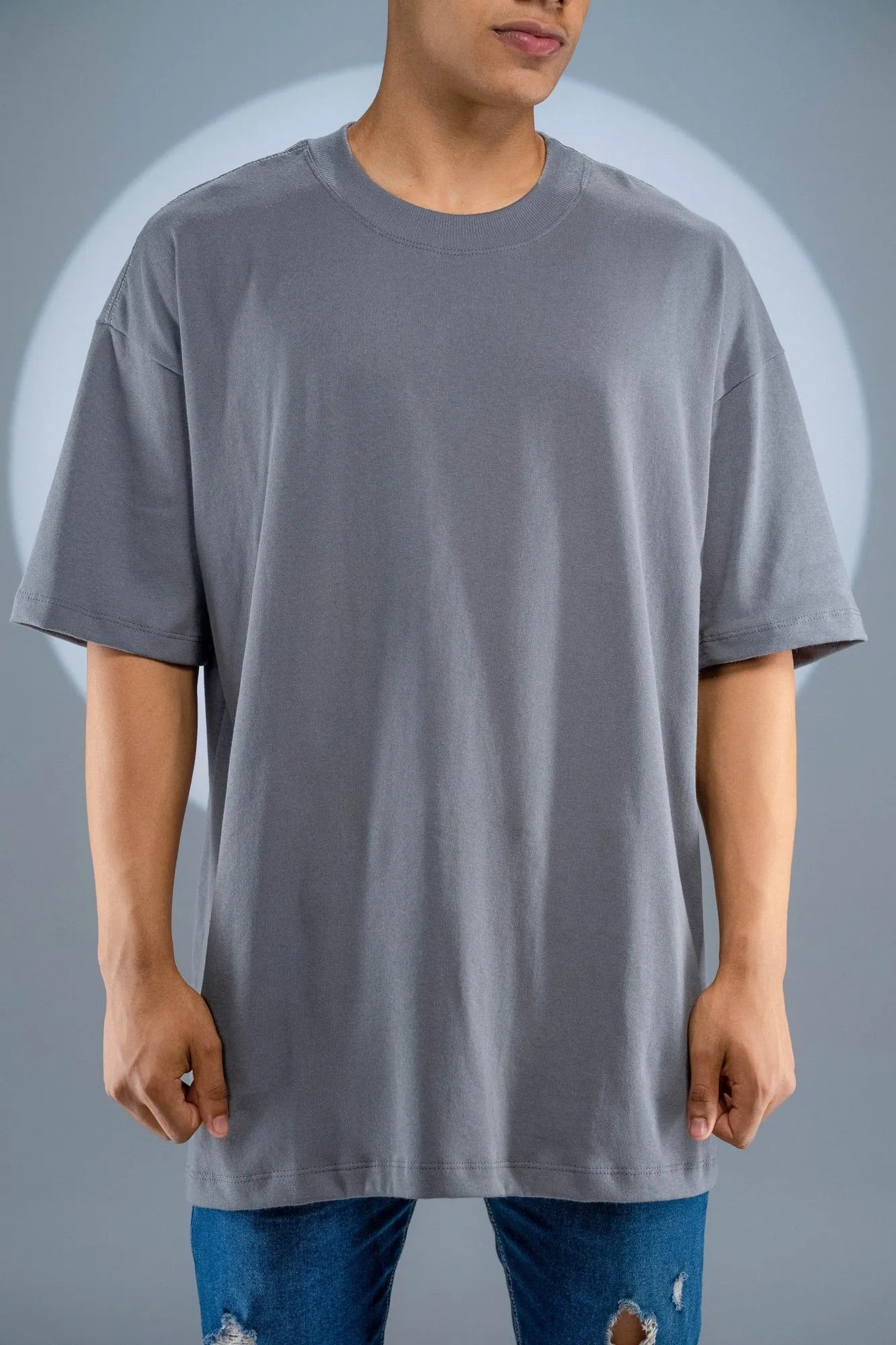 Camiseta Oversized Cinza Chumbo