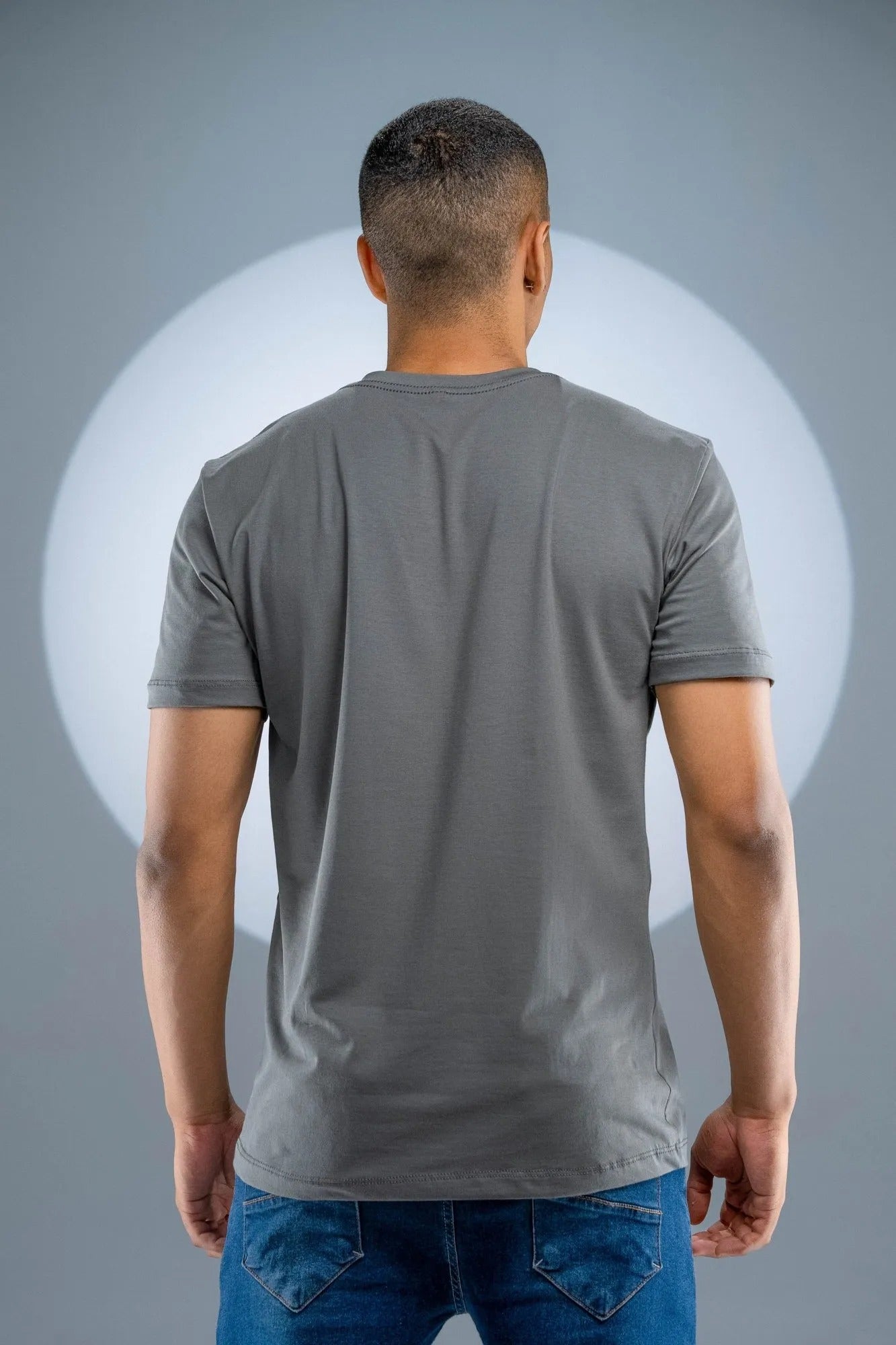 Camiseta Algodão Egípcio Cinza Chumbo